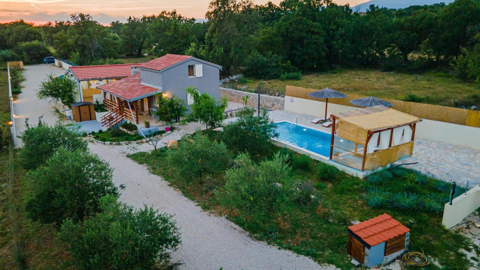 Kuca Za Odmor Cvitka Appartement Slivnica Buitenkant foto